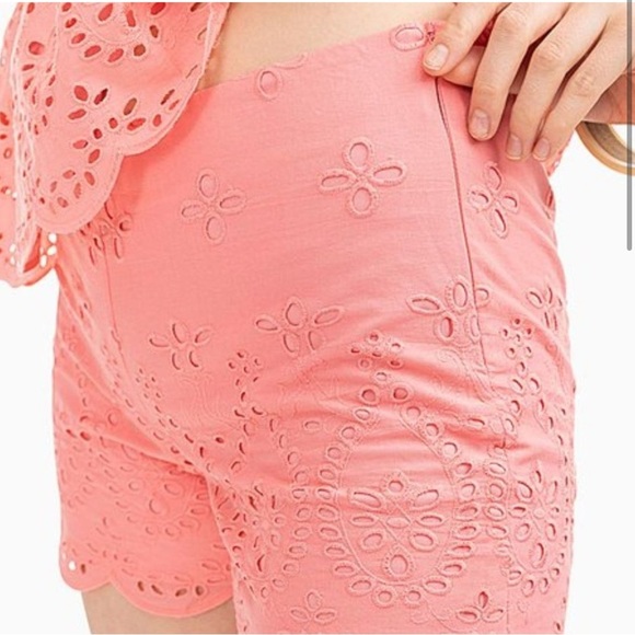 Southern Tide Alice Scalloped Eyelet Lace Pink Coral Shorts Size 4 - Picture 1 of 5